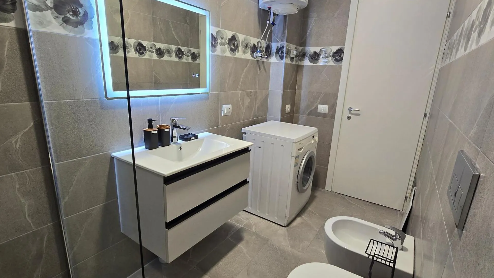 Urban Oasis Apartments Tirana