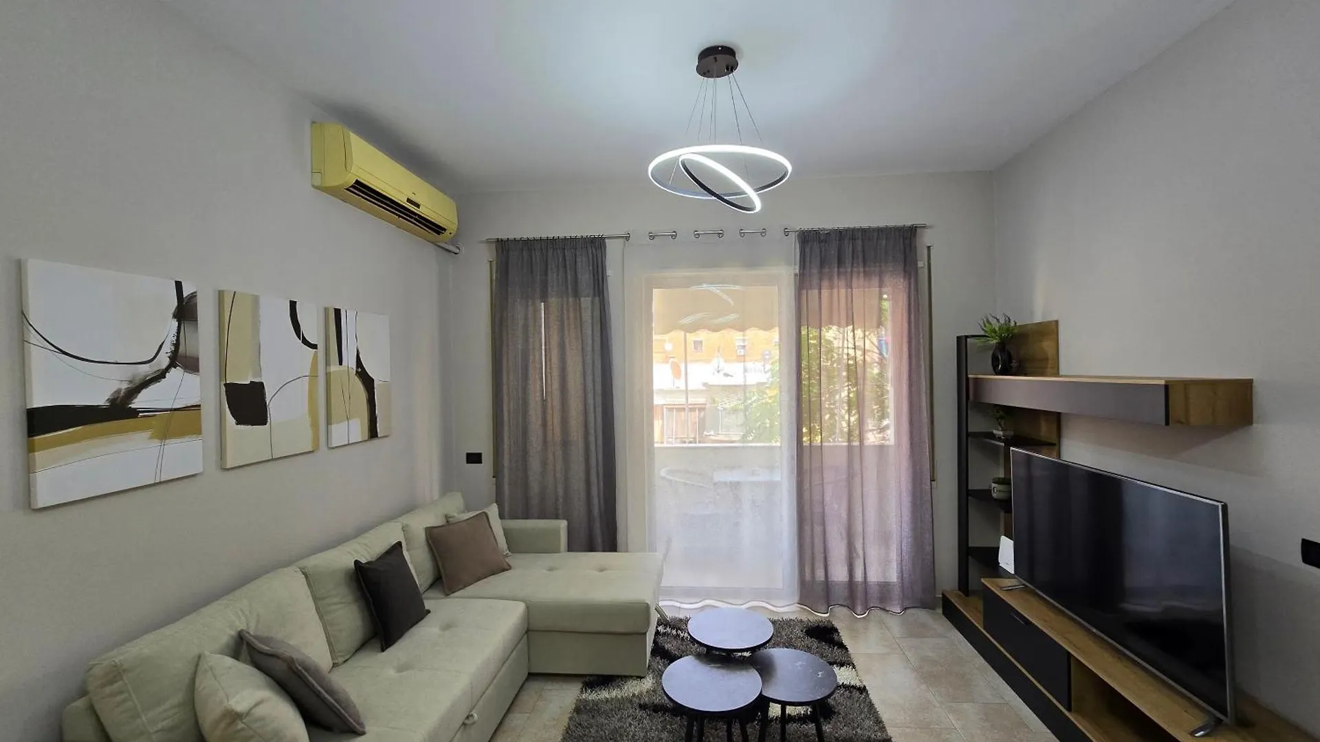 Urban Oasis Apartments Tirana